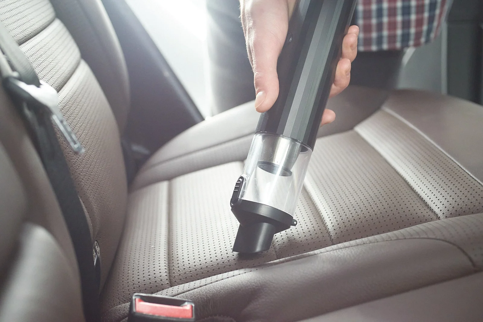 cordless handheld vacuum for Jeep Cherokee
